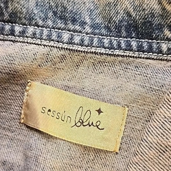 Sessun Ladies Faded Denim  Jacket With Belt Size S Oversized See Measurements - Picture 9 of 14